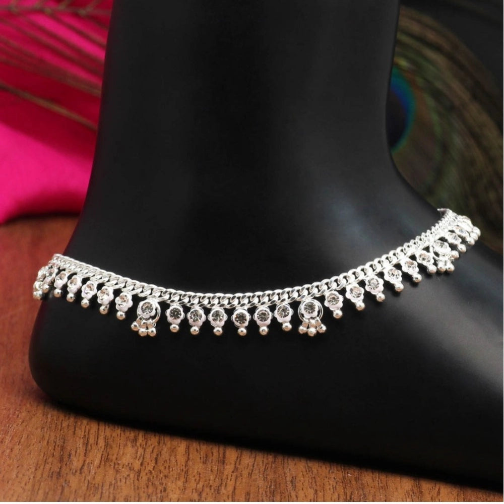 Generic Women's Silver Color Rhinestone Anklets (Free Size: Upto 10")