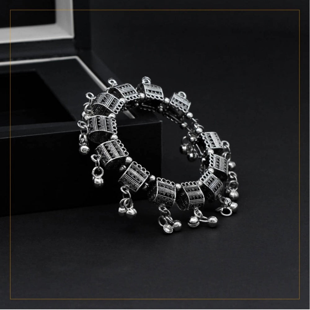 Generic Women's Silver Color Oxidised Adjustable Bracelet